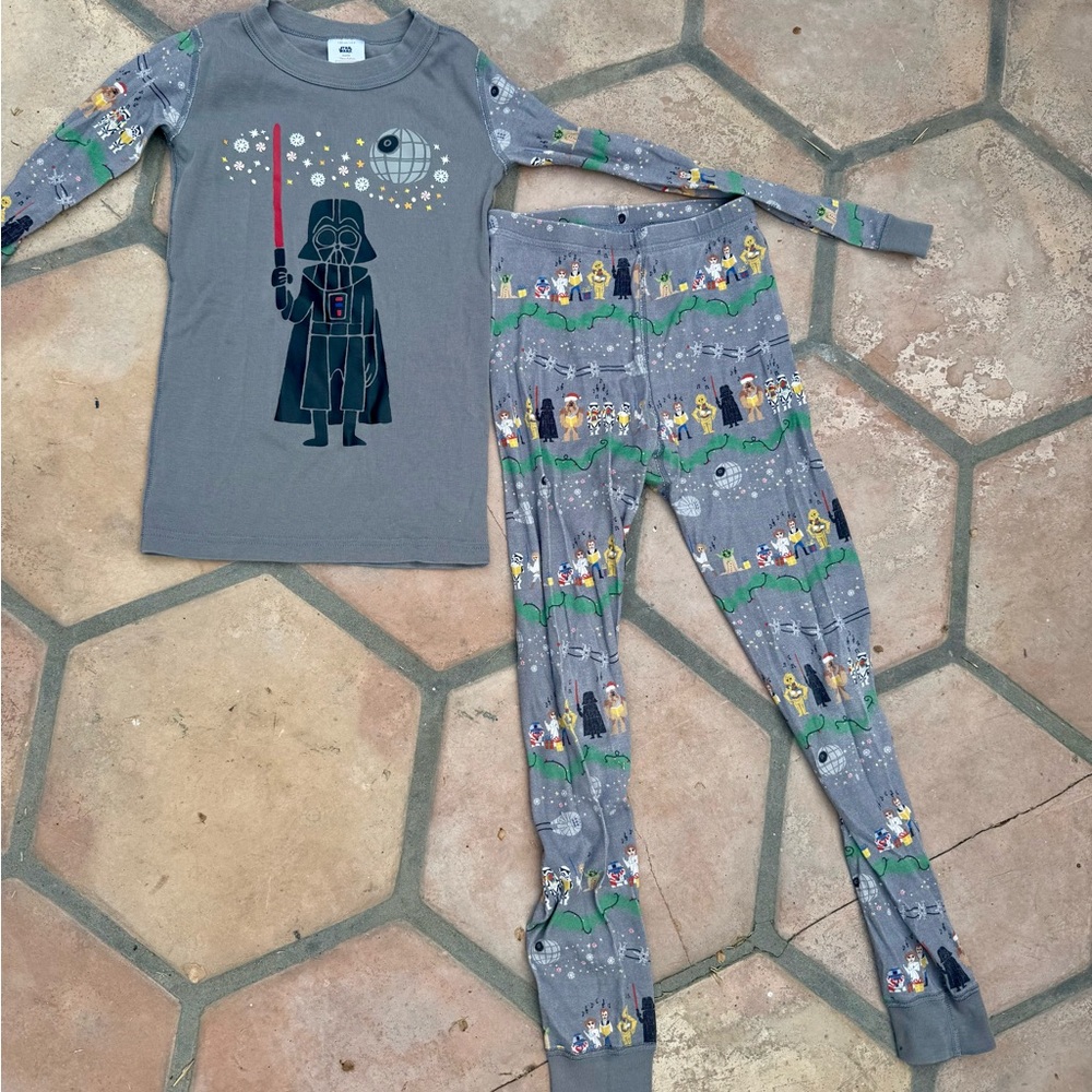 Hannah Andersson Star Wars Christmas pajamas holiday